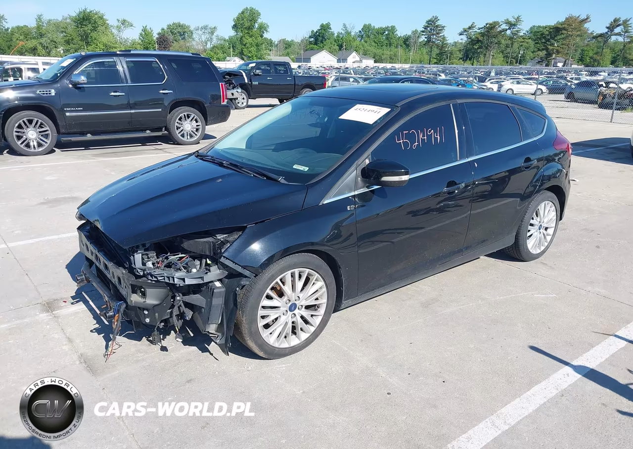 2018 Ford Focus Titanium VIN:1FADP3N26JL314251 - 2