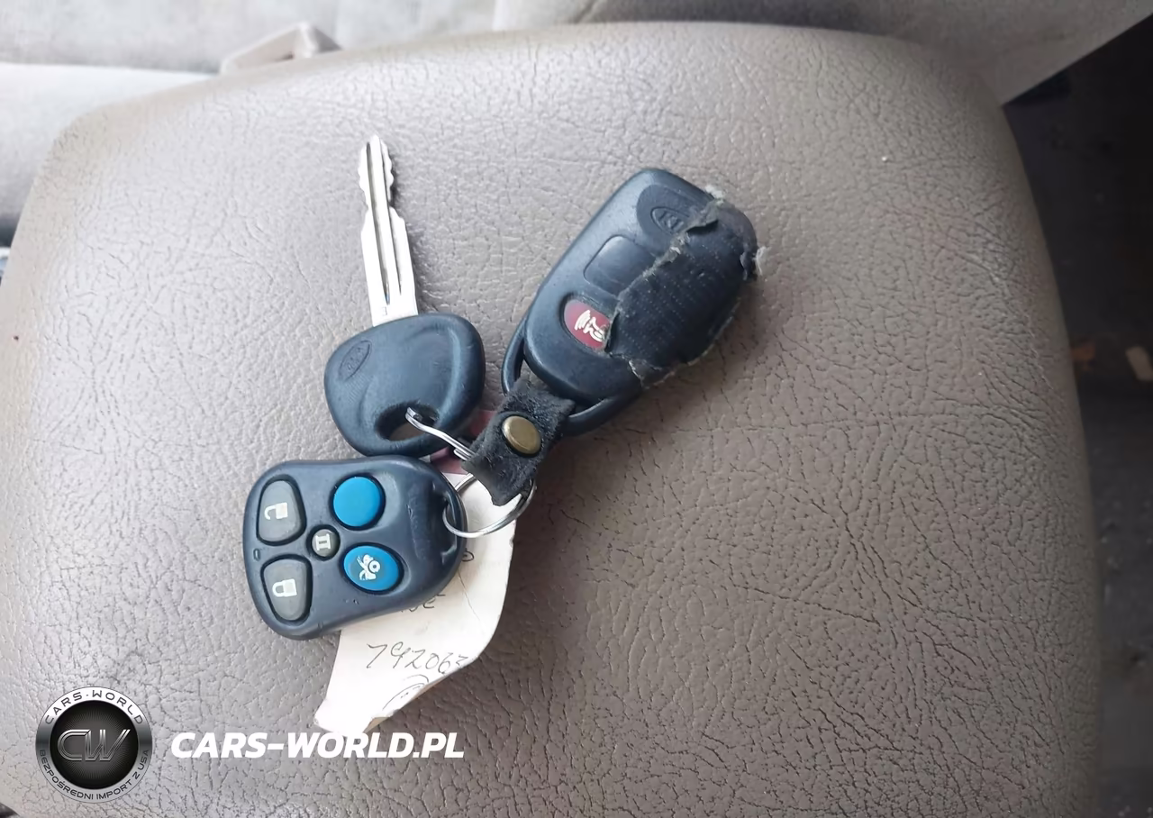 2008 Kia Sorento Lx VIN:KNDJC735085792063 - 11