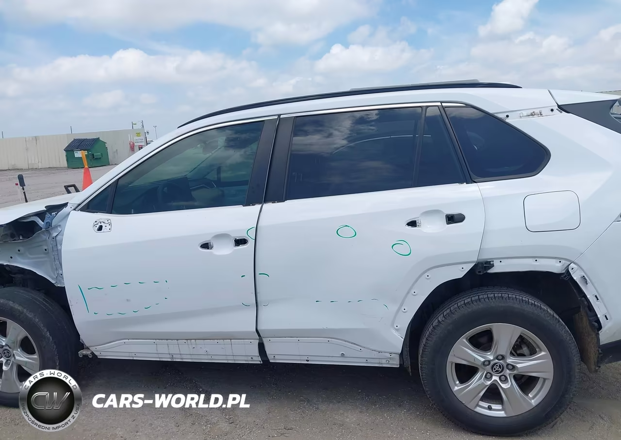 2021 Toyota Rav4 Xle VIN:2T3W1RFV4MW184262 - 15