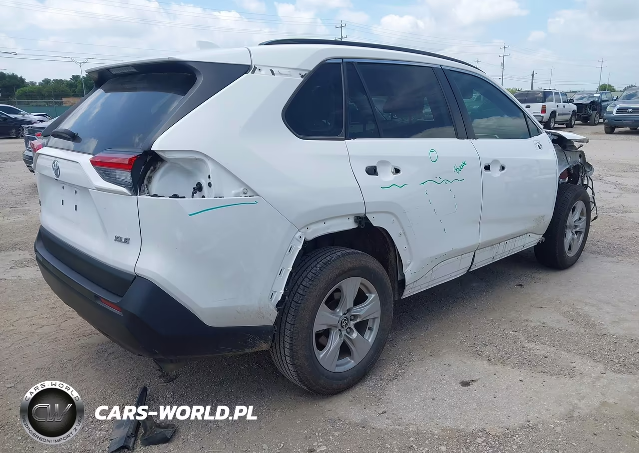 2021 Toyota Rav4 Xle VIN:2T3W1RFV4MW184262 - 4