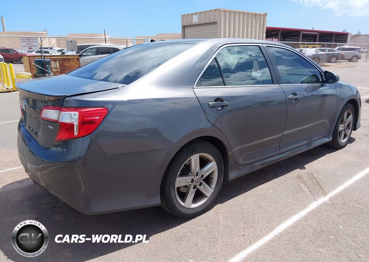 2013 Toyota Camry Se VIN:4T1BF1FK8DU653496 - 4