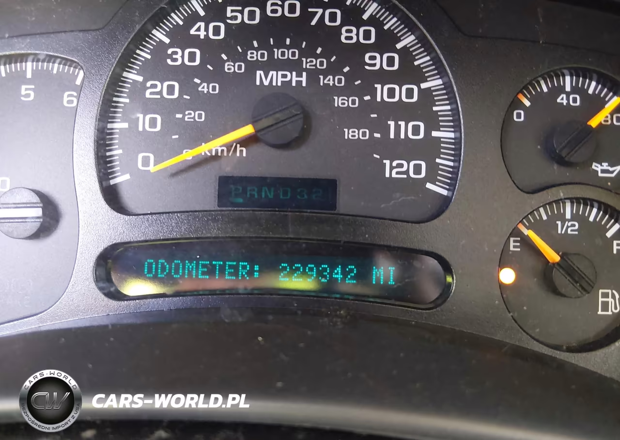 2005 Chevrolet Tahoe Ls VIN:1GNEC13T65R211657 - 7