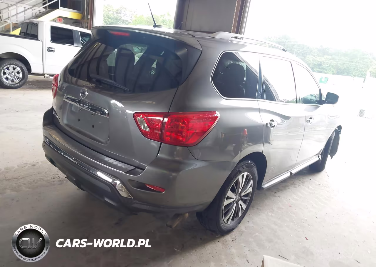 2017 Nissan Pathfinder S VIN:5N1DR2MN3HC695623 - 4