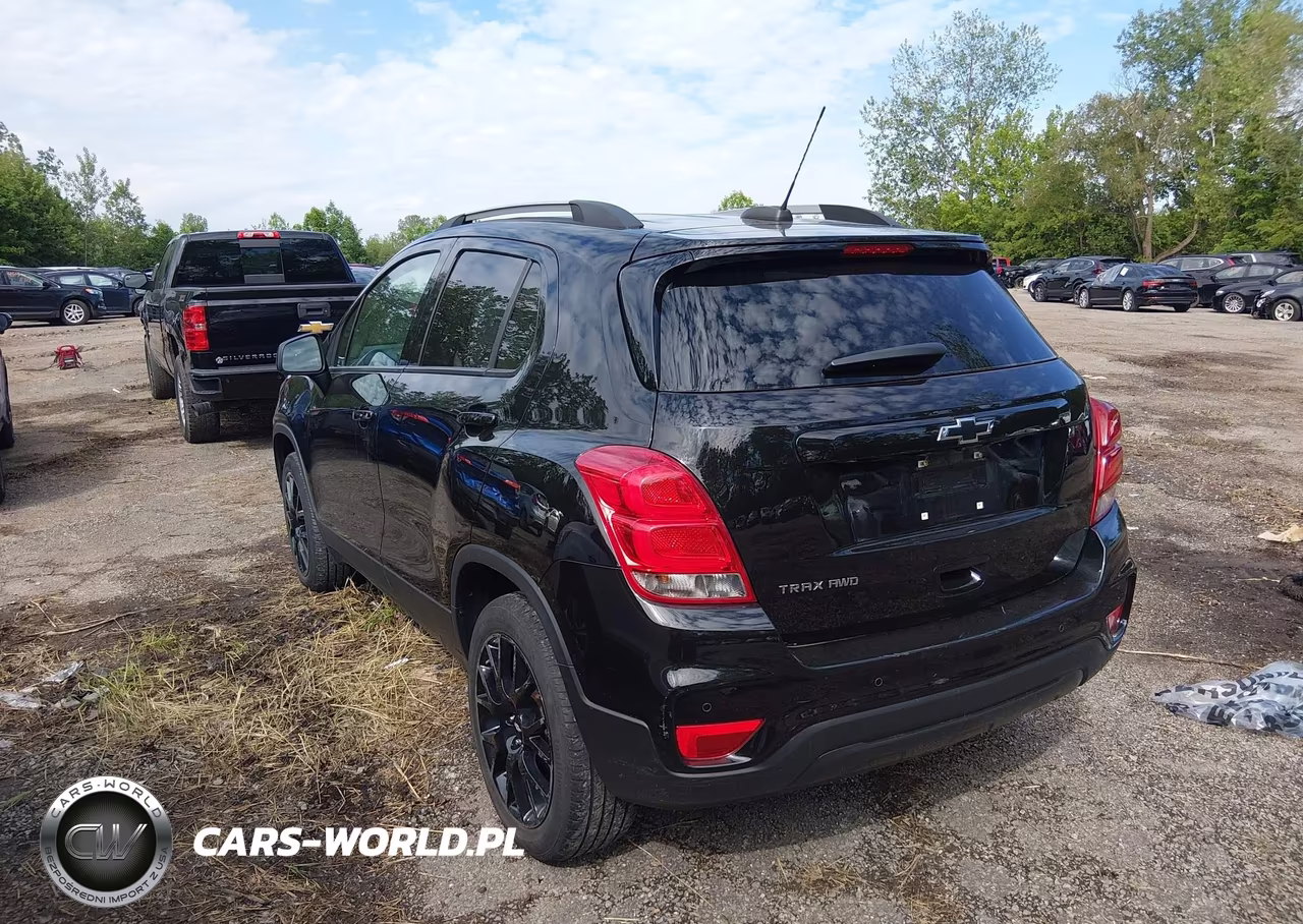 2022 Chevrolet Trax Awd Lt VIN:KL7CJPSM0NB562105 - 3