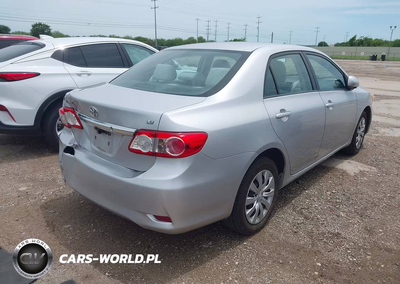 2012 Toyota Corolla Le VIN:2T1BU4EE2CC818199 - 4