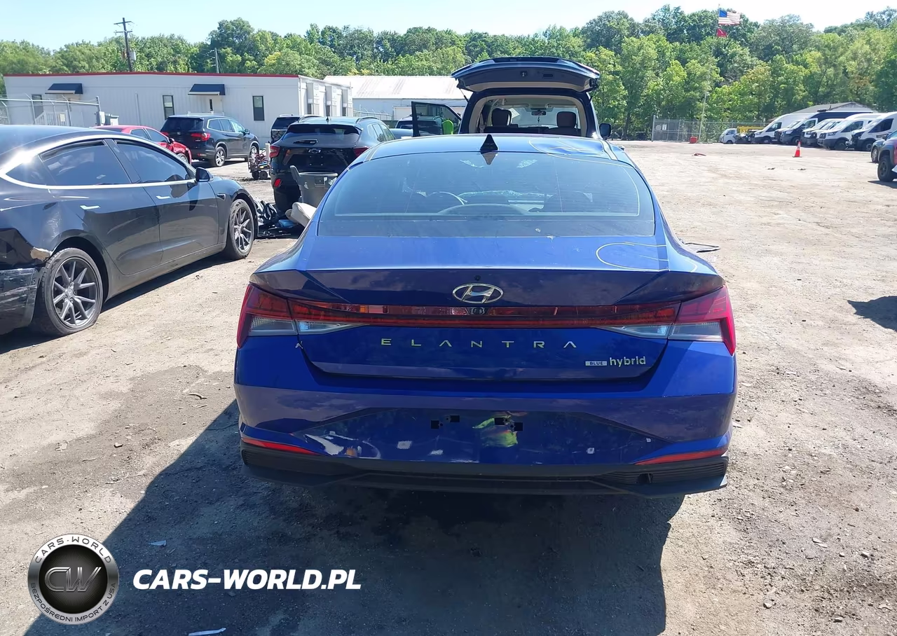 2023 Hyundai Elantra Hybrid Blue VIN:KMHLM4AJ2PU059145 - 16