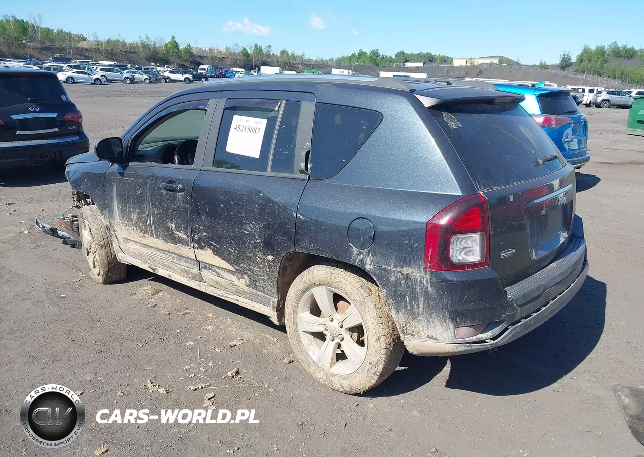 2014 Jeep Compass Latitude VIN:1C4NJCEB3ED660547 - 3