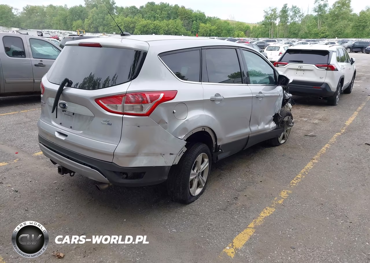 2014 Ford Escape Se VIN:1FMCU9G9XEUC87238 - 4