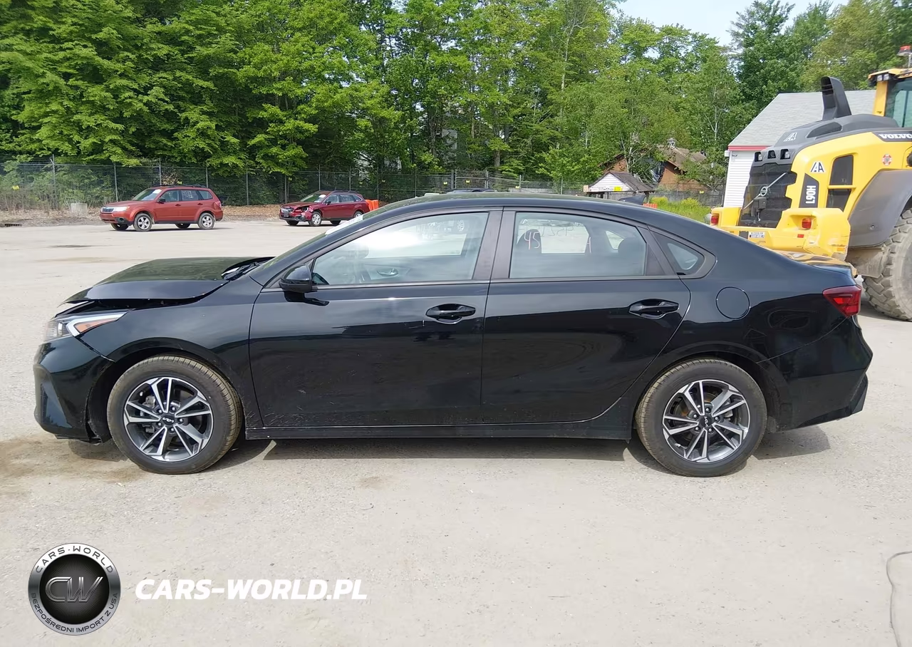 2023 Kia Forte Lxs VIN:3KPF24AD5PE578755 - 15