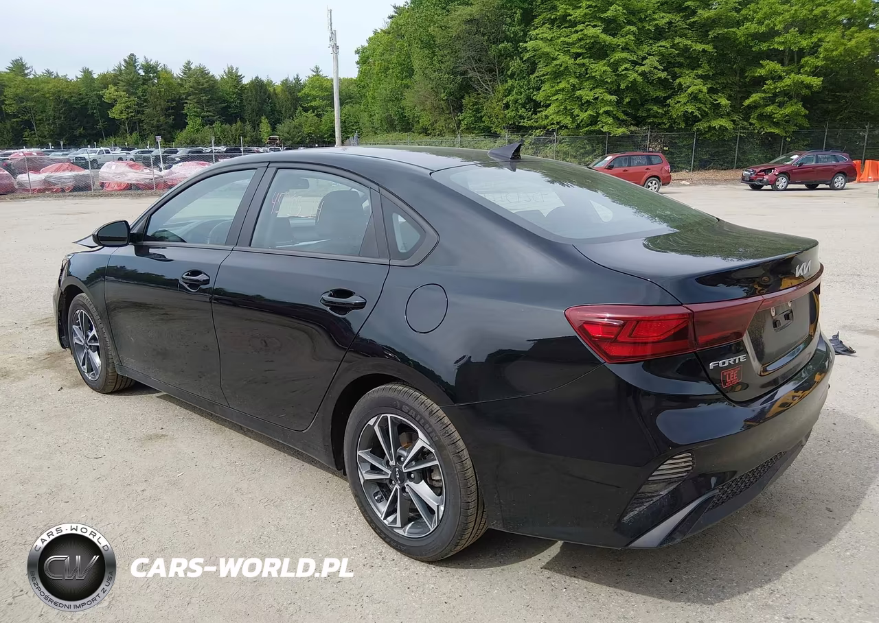 2023 Kia Forte Lxs VIN:3KPF24AD5PE578755 - 3