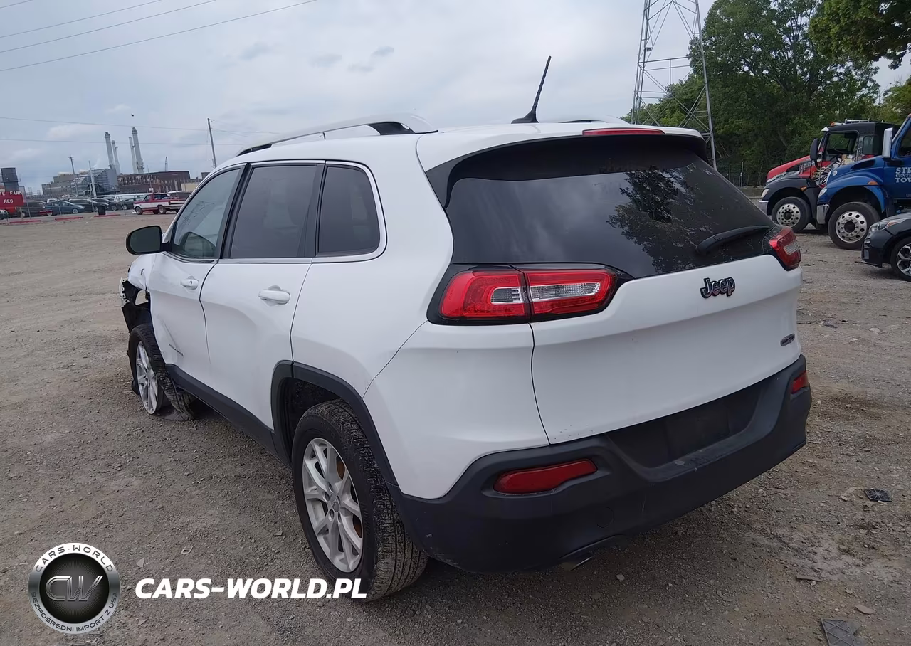 2014 Jeep Cherokee Latitude VIN:1C4PJLCB9EW323736 - 3
