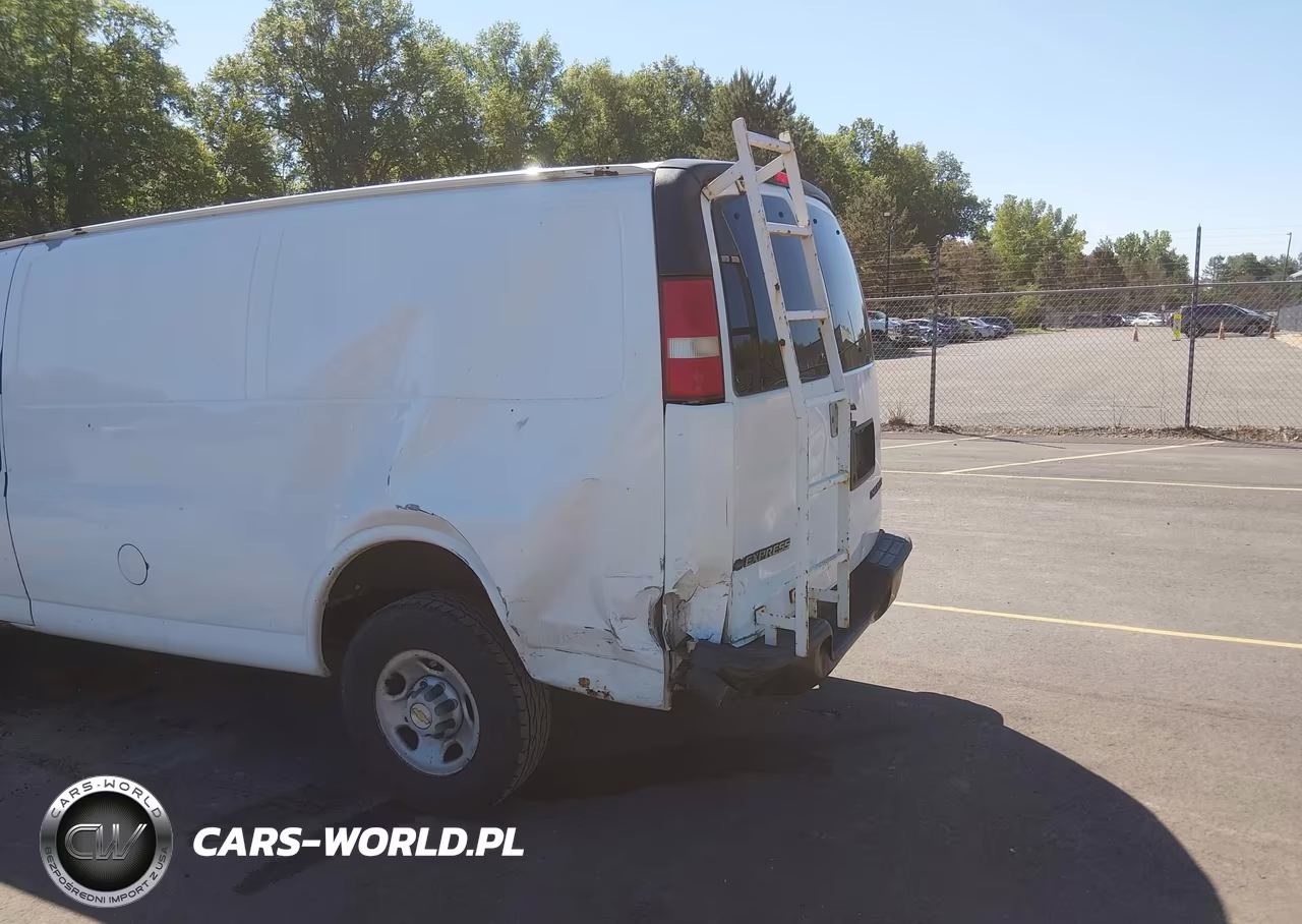 2005 Chevrolet Express VIN:1GCGG25V451137454 - 6