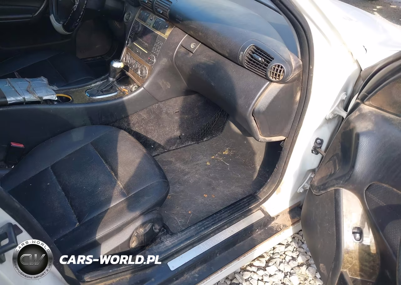 2007 Mercedes-Benz C 230 Sport VIN:WDBRF52H57F935882 - 5