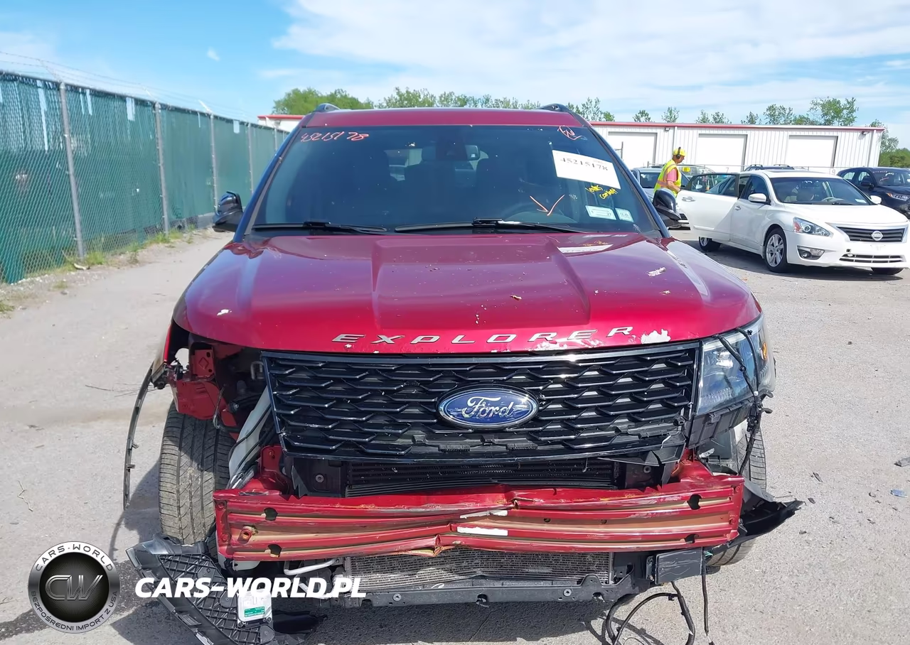2018 Ford Explorer Sport VIN:1FM5K8GTXJGB05728 - 12