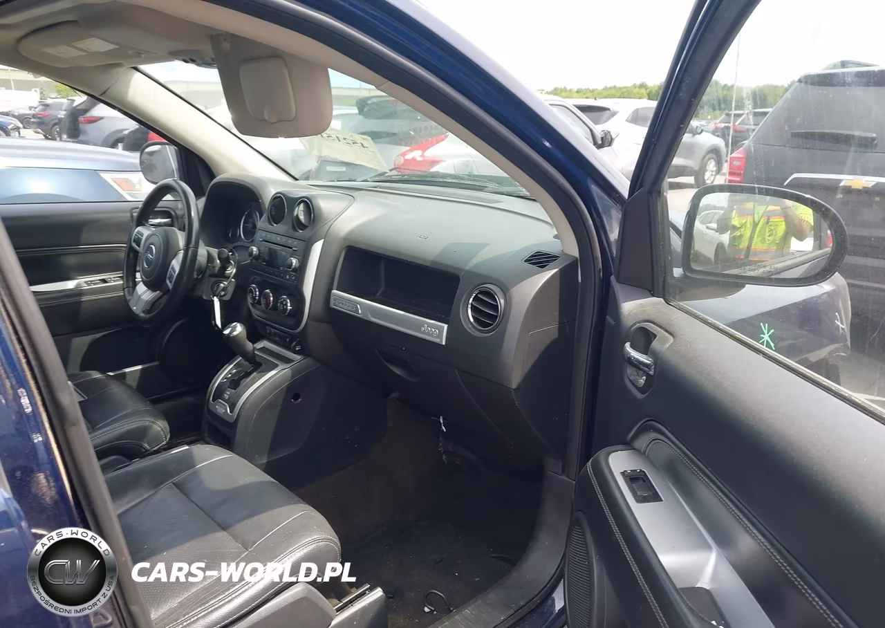 2015 Jeep Compass High Altitude Edition VIN:1C4NJCEAXFD106785 - 5