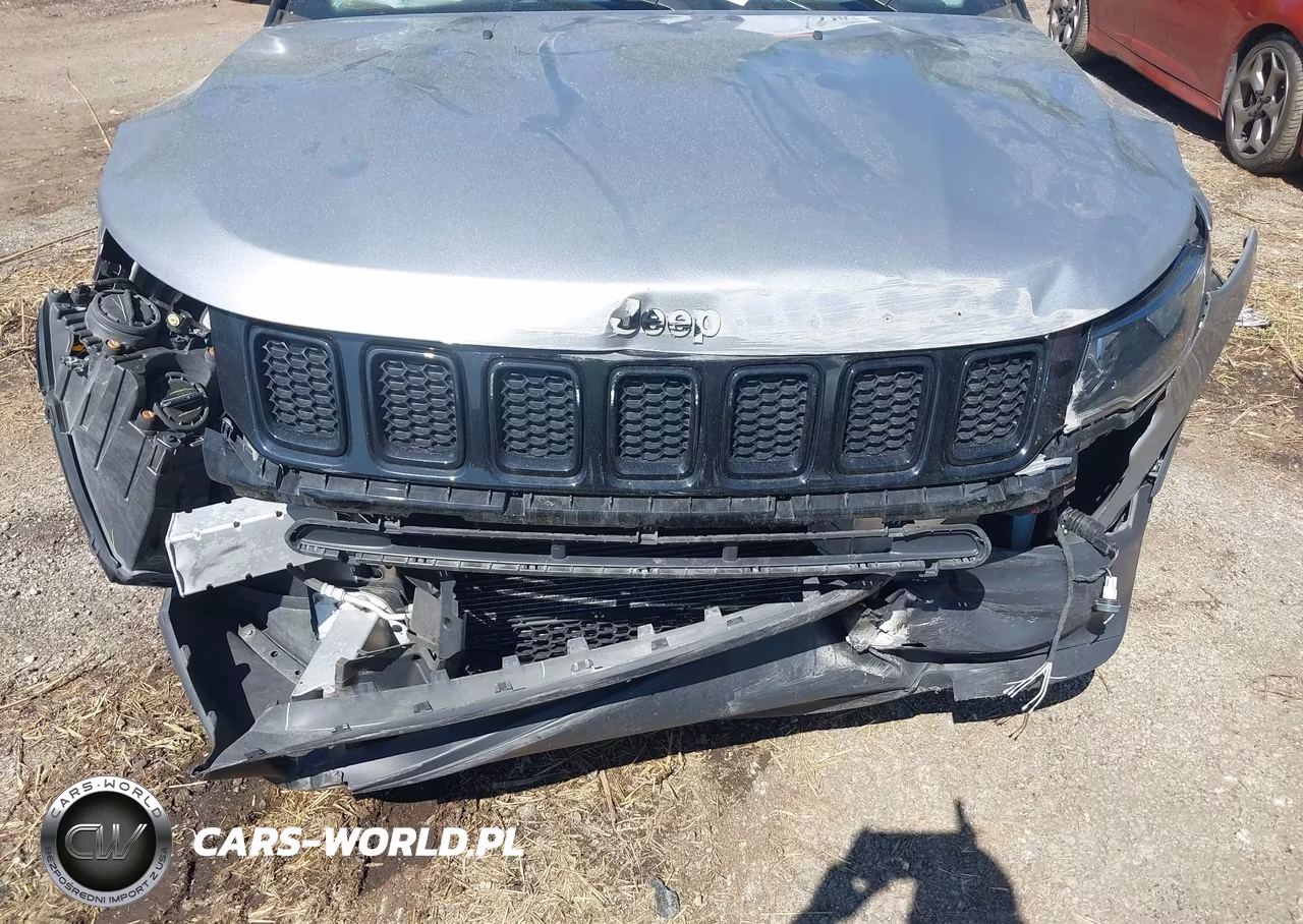 2018 Jeep Compass Altitude 4X4 VIN:3C4NJDBB8JT313679 - 6