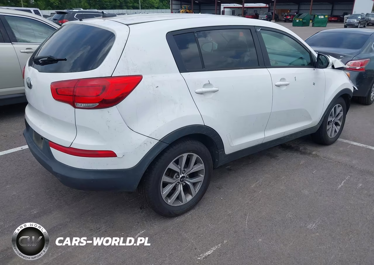 2015 Kia Sportage Lx VIN:KNDPB3AC5F7674602 - 4