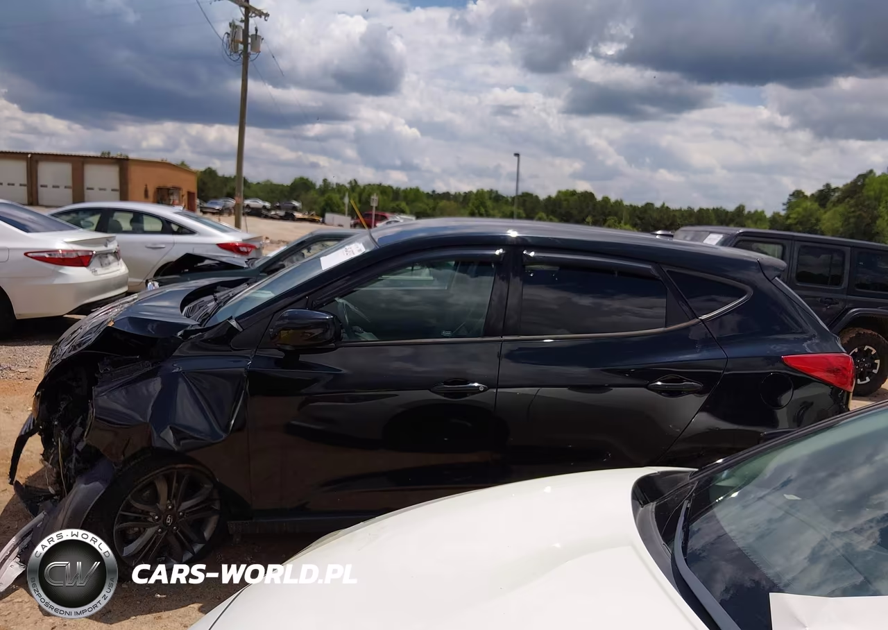 2015 Hyundai Tucson Gls VIN:KM8JTCAF3FU062747 - 15