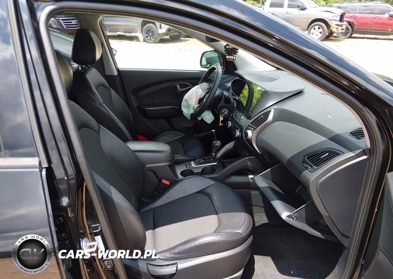 2015 Hyundai Tucson Gls VIN:KM8JTCAF3FU062747 - 5