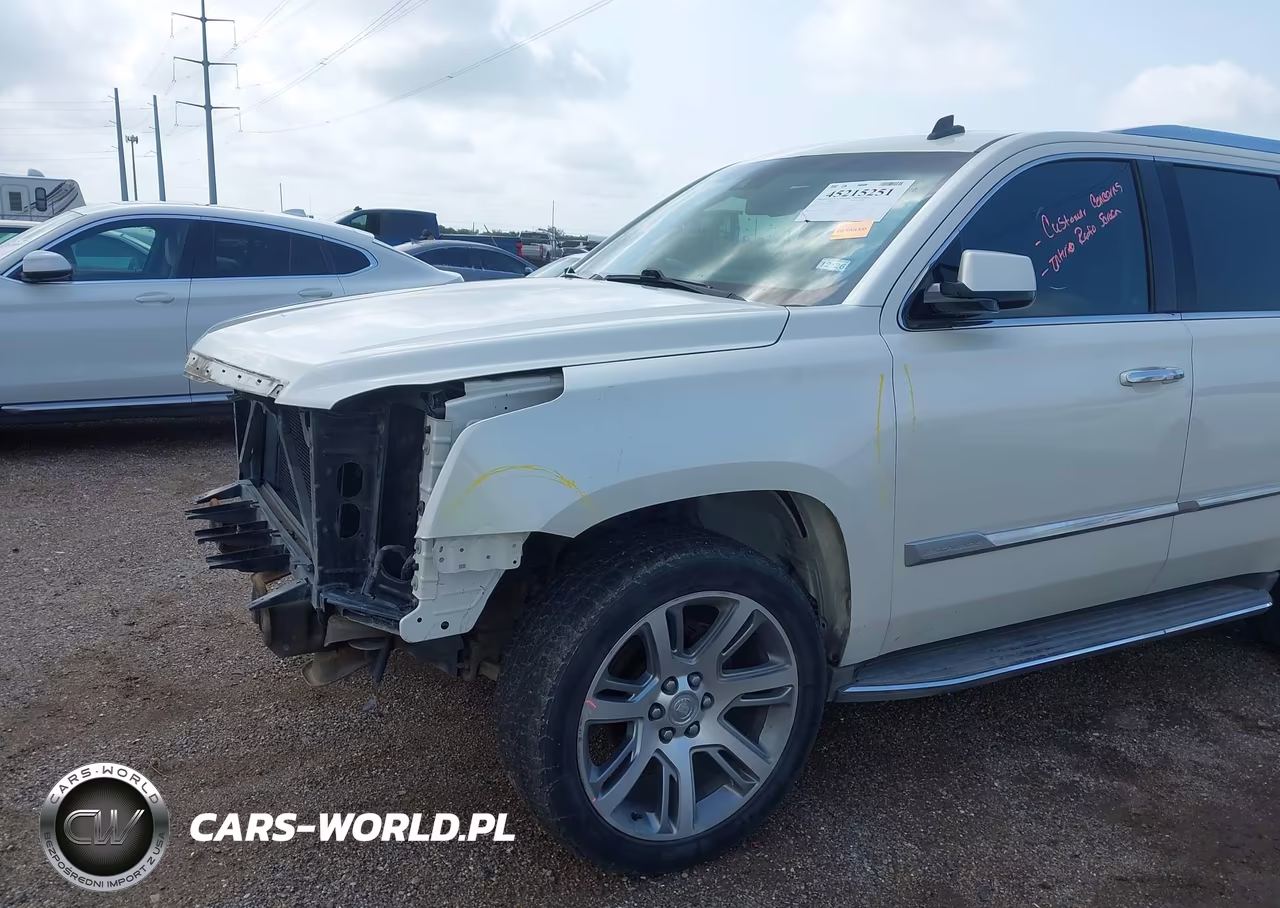 2015 Cadillac Escalade Luxury VIN:1GYS3BKJ1FR181075 - 6