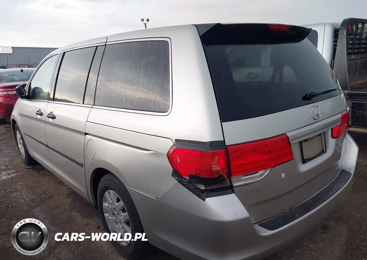 2008 Honda Odyssey Lx VIN:5FNRL38238B047137 - 3