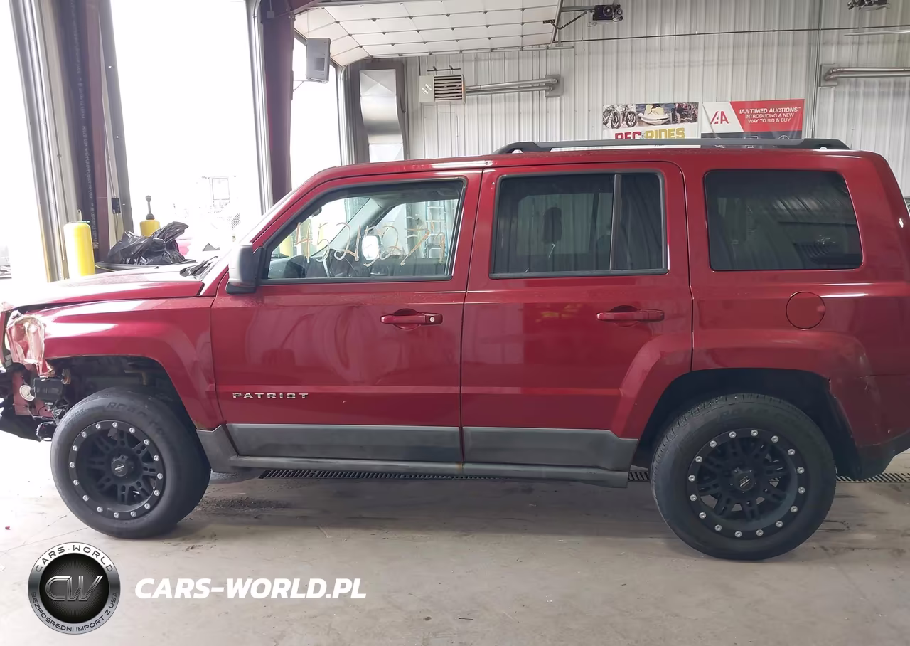 2011 Jeep Patriot Latitude X VIN:1J4NF4GB3BD127253 - 14