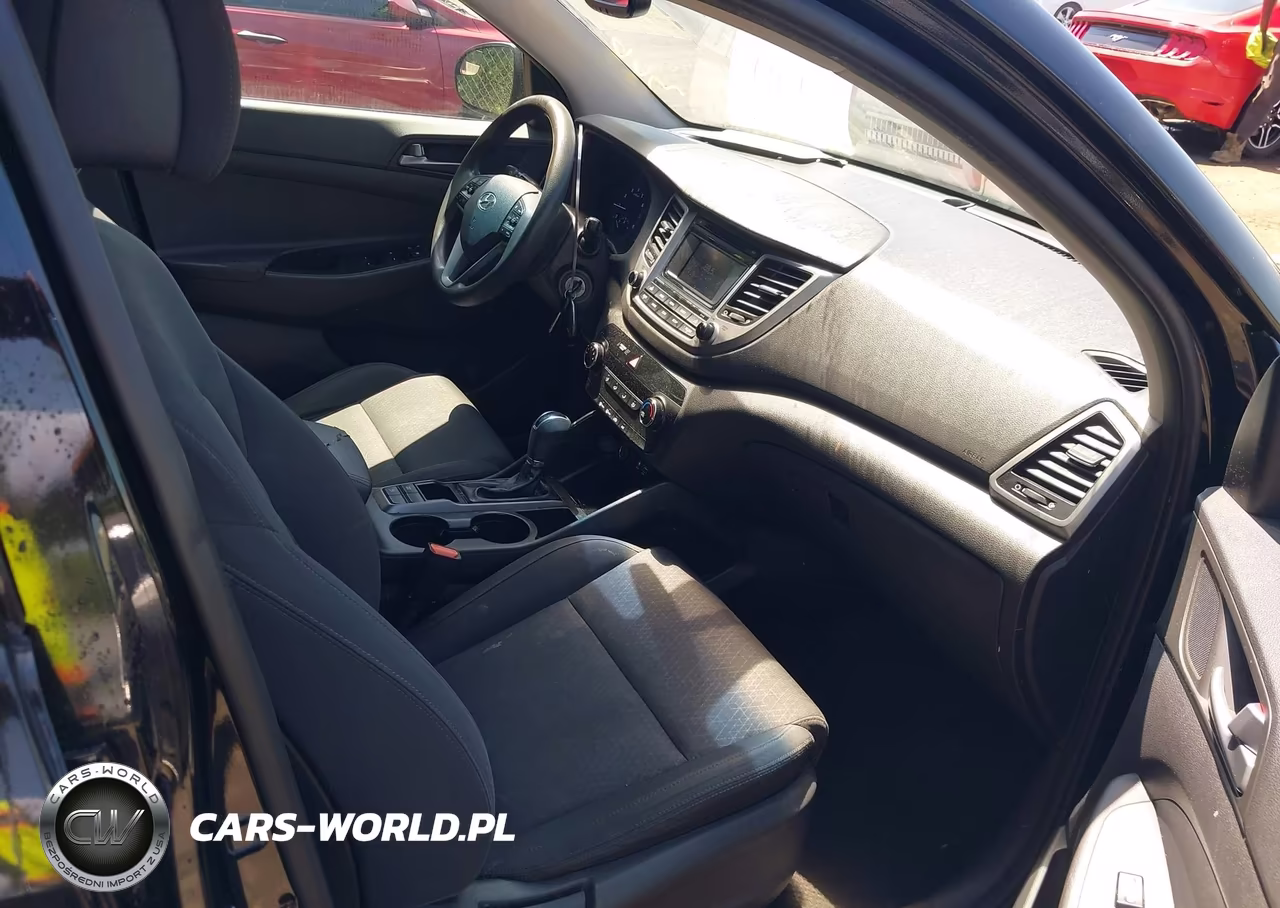 2017 Hyundai Tucson Se VIN:KM8J33A40HU370637 - 5