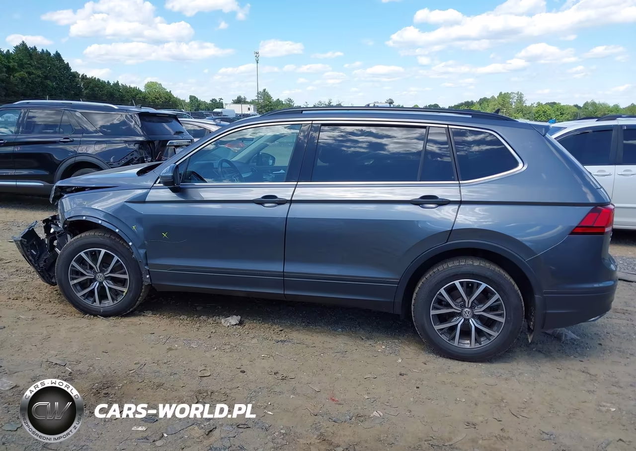 2019 Volkswagen Tiguan 2.0T Se-2.0T Sel-2.0T Sel R-Line-2.0T Sel R-Line Black VIN:3VV2B7AX8KM127555 - 14