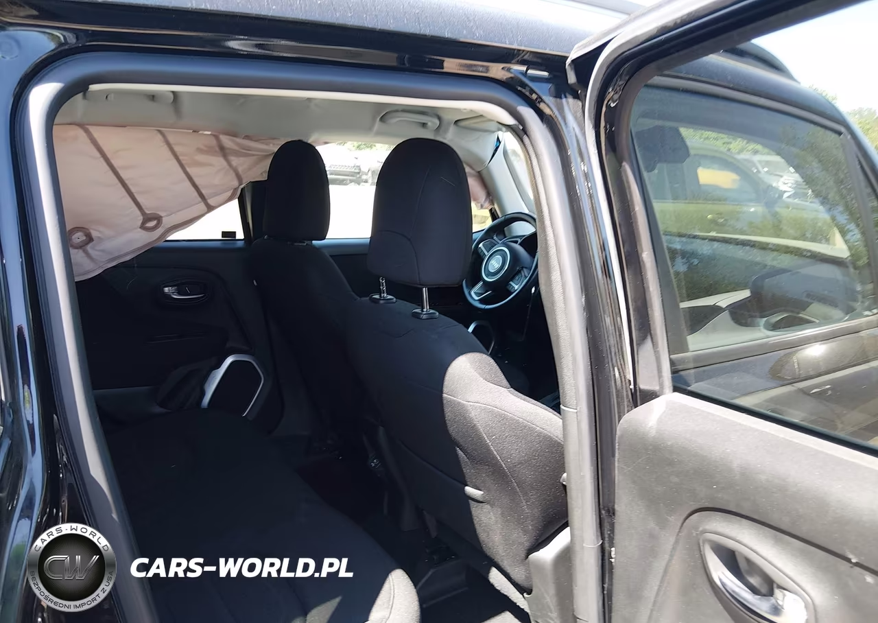 2018 Jeep Renegade Latitude 4X4 VIN:ZACCJBBB9JPG95210 - 8