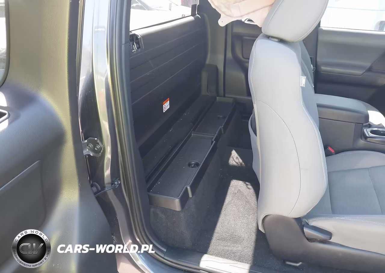 2019 Toyota Tacoma Sr VIN:5TFRX5GN4KX141049 - 8