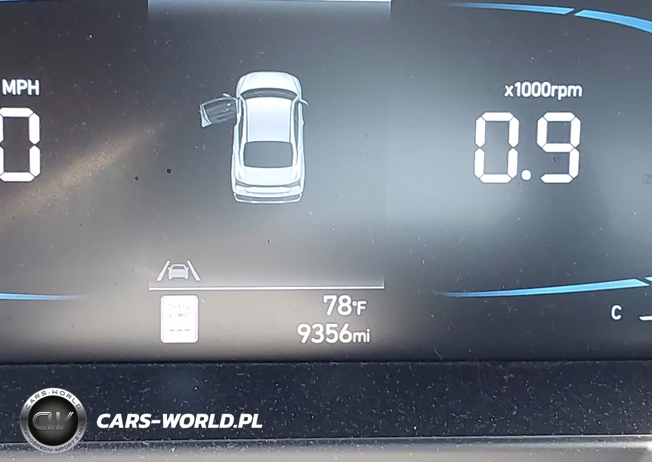 2025 Hyundai Elantra Sel Sport VIN:KMHLM4DG0SU045432 - 15