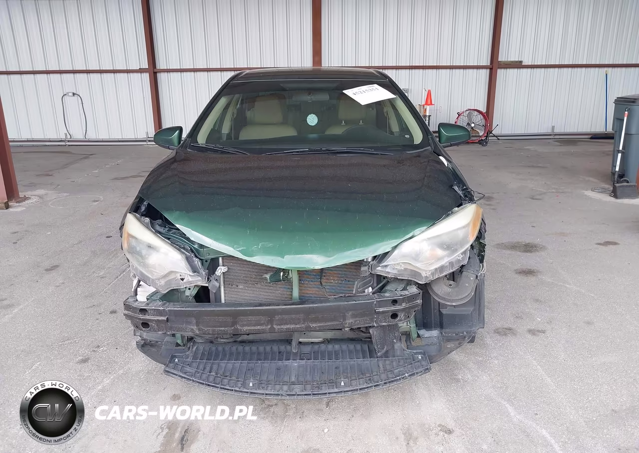 2015 Toyota Corolla Le VIN:2T1BURHE3FC273790 - 12