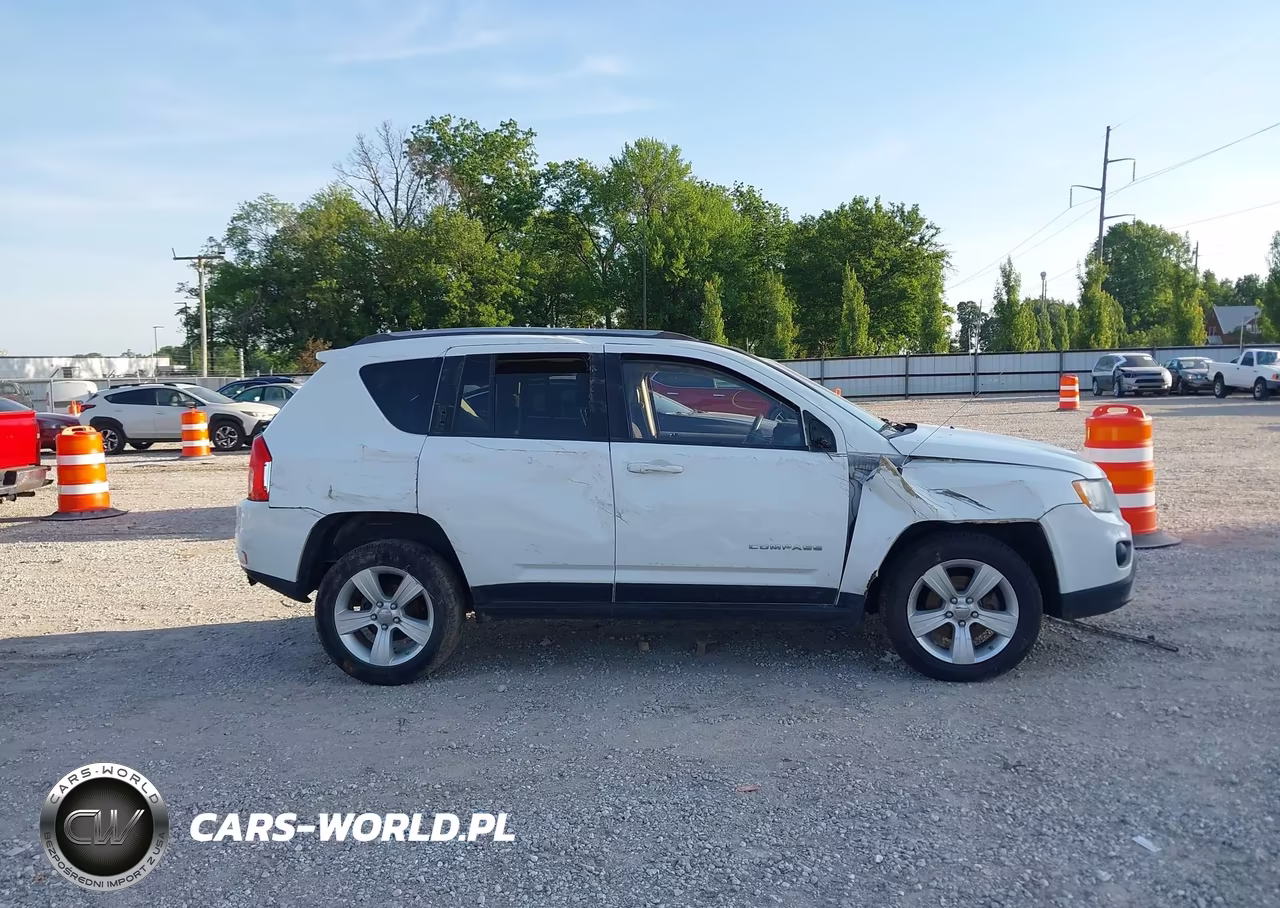2012 Jeep Compass Sport VIN:1C4NJDBBXCD630582 - 13