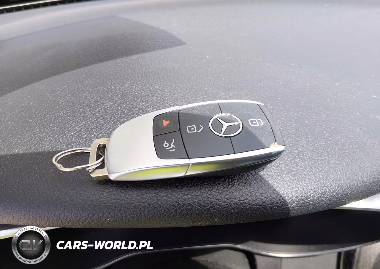 2019 Mercedes-Benz C 300 4Matic VIN:55SWF8EB2KU312681 - 11