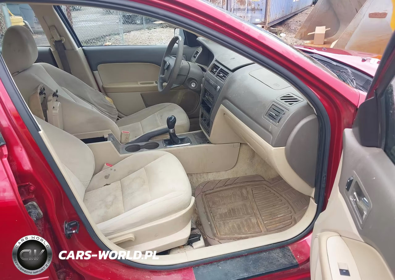 2009 Ford Fusion S VIN:3FAHP06Z39R212608 - 5