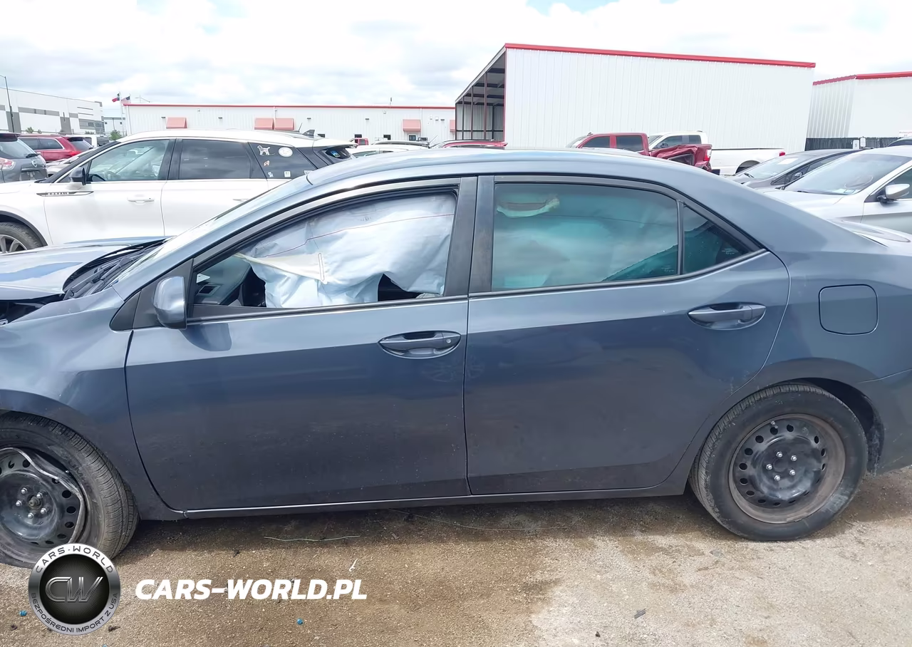 2018 Toyota Corolla Le VIN:5YFBURHEXJP780999 - 15