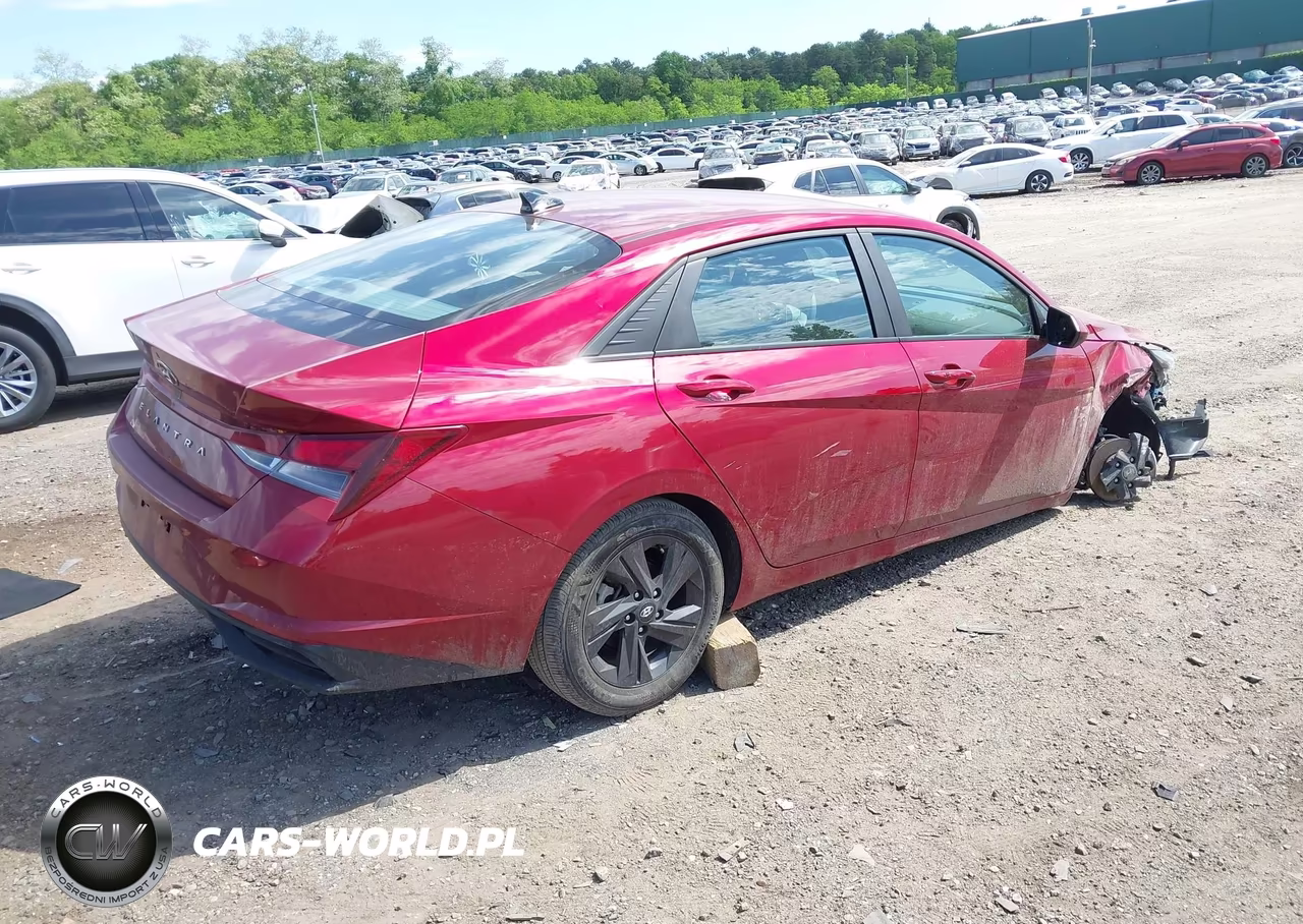 2023 Hyundai Elantra Sel VIN:KMHLM4AG3PU564695 - 4