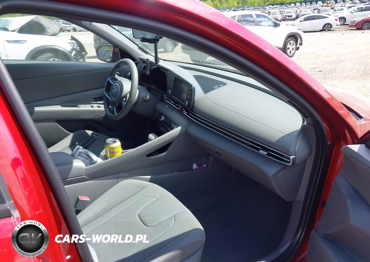 2023 Hyundai Elantra Sel VIN:KMHLM4AG3PU564695 - 5