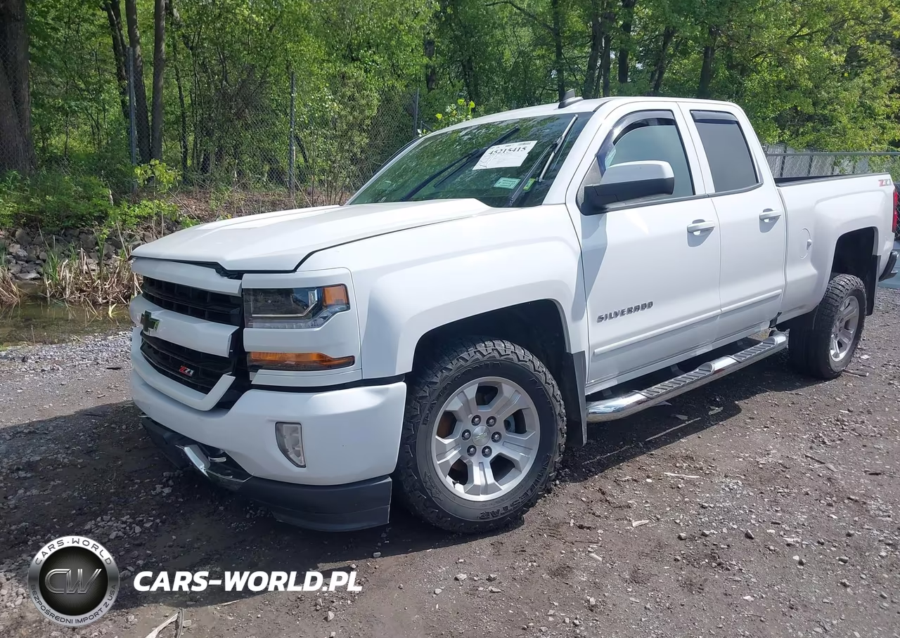 2018 Chevrolet Silverado 1500 2Lt VIN:2GCVKREC9J1113829 - 2