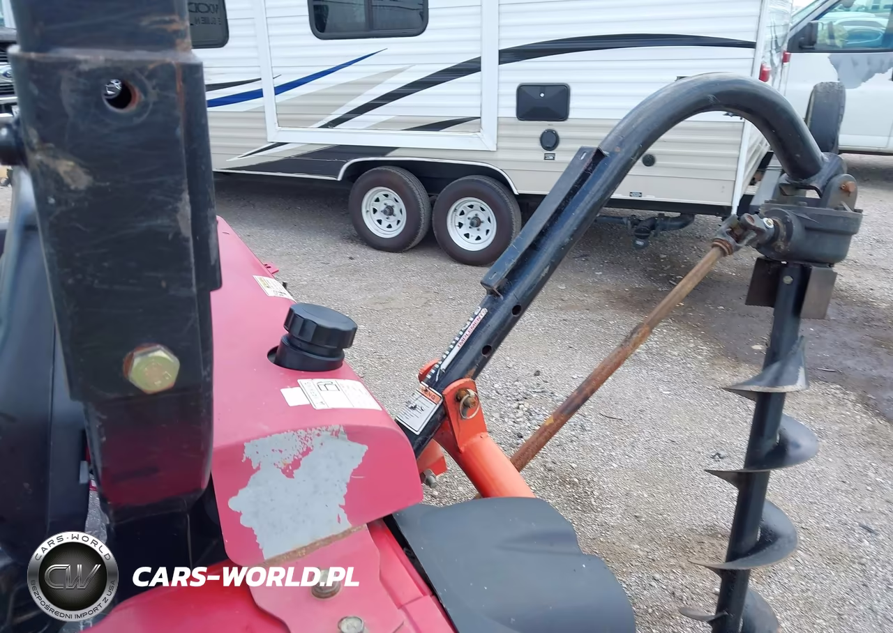 2017 Mahindra 2638 VIN:38HPK01776 - 8