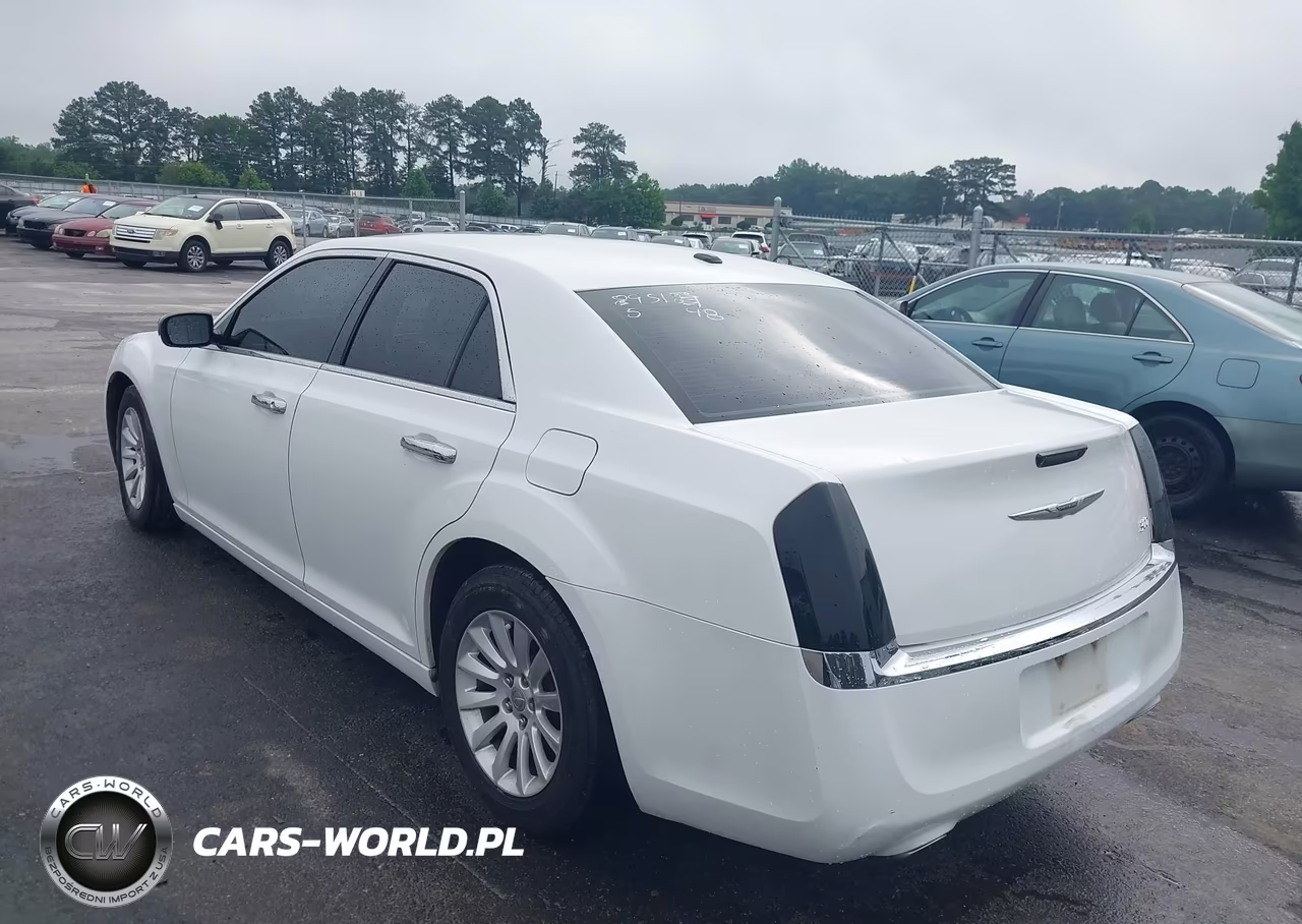 2013 Chrysler 300 Motown VIN:2C3CCAAG7DH595148 - 3