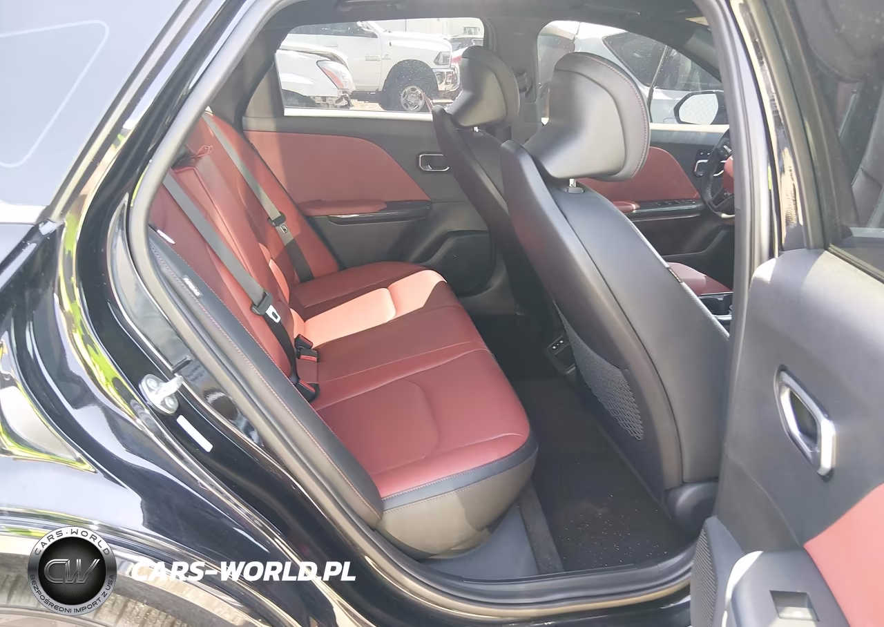 2025 Kia K4 Gt-Line Turbo VIN:3KPFW4DC2SE110658 - 8