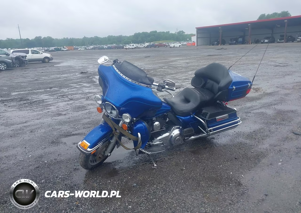 2010 Harley-Davidson Flhtcu VIN:1HD1FC41XAB620169 - 2