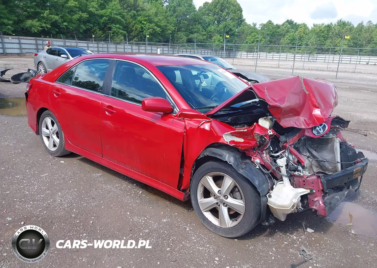 2011 Toyota Camry Se – zdjęcie 1 z 16