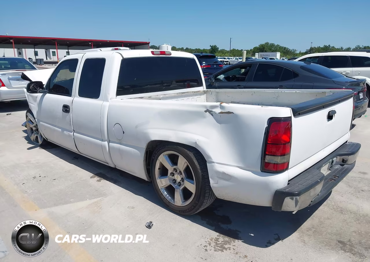 2001 Chevrolet Silverado 1500 Ls VIN:2GCEC19T411178340 - 3