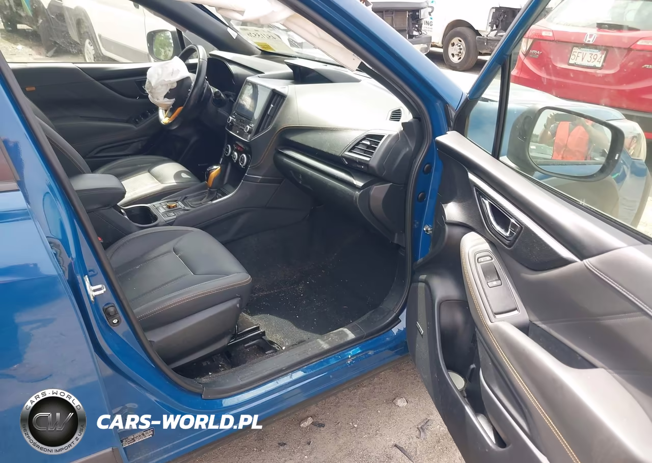 2022 Subaru Forester Wilderness VIN:JF2SKAMC3NH402067 - 5
