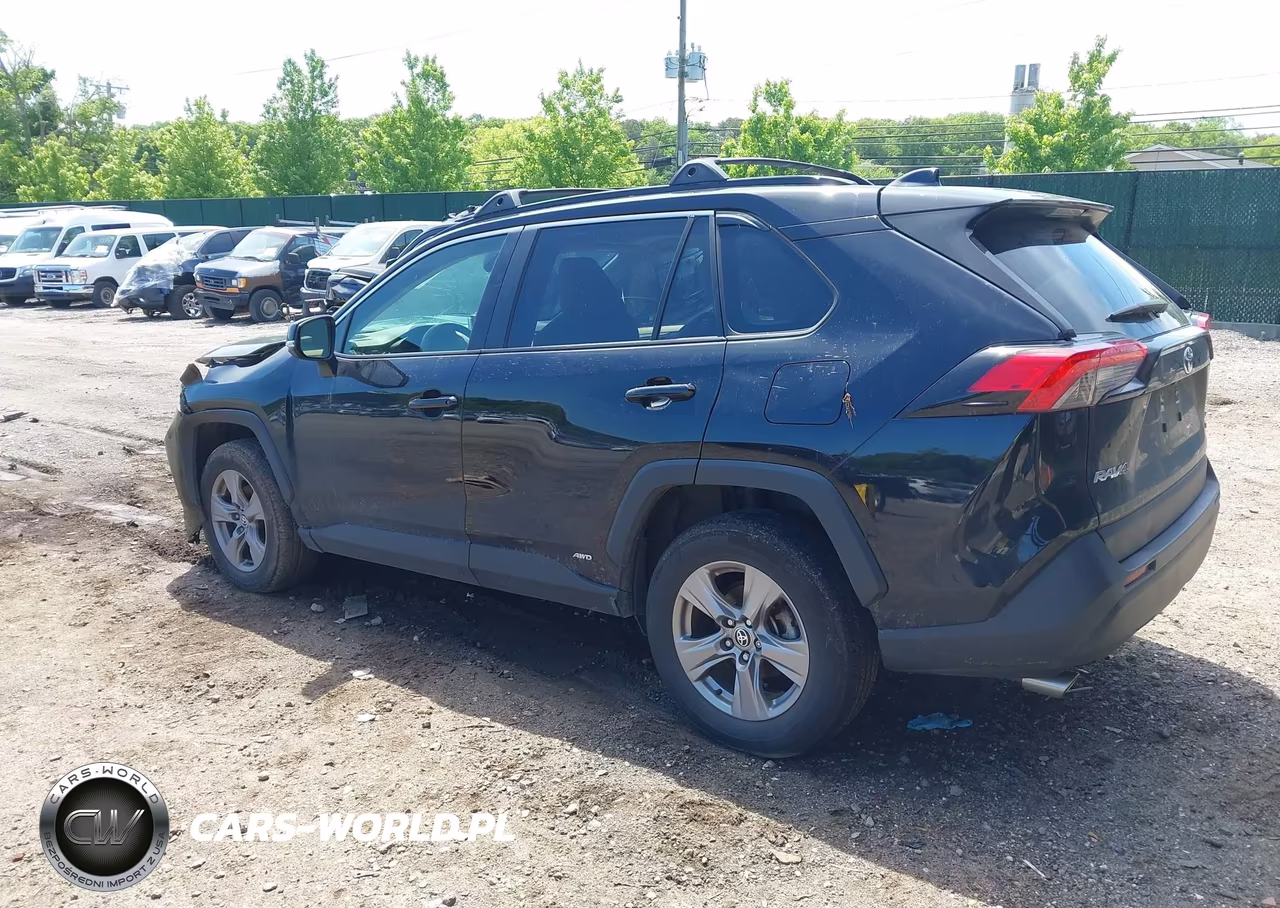 2023 Toyota Rav4 Hybrid Xle VIN:JTMRWRFV1PD179584 - 3