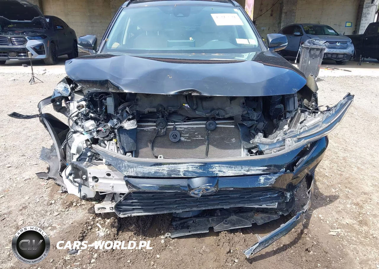 2023 Toyota Rav4 Hybrid Xle VIN:JTMRWRFV1PD179584 - 6