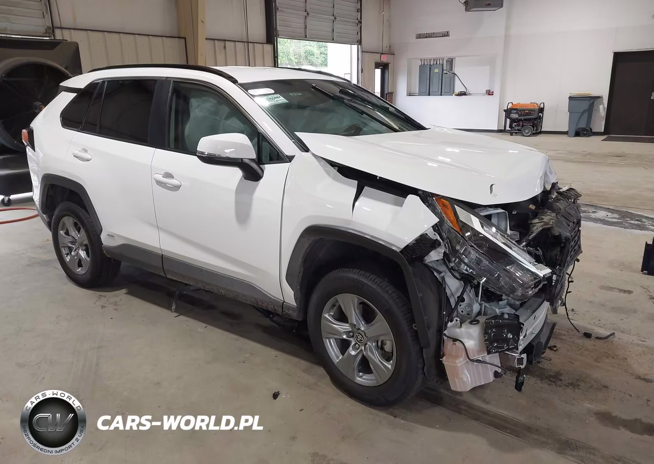 2025 Toyota Rav4 Hybrid Xle – zdjęcie 1 z 17