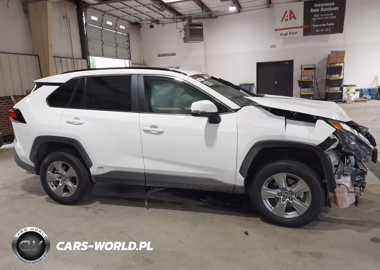 2025 Toyota Rav4 Hybrid Xle VIN:4T3RWRFV0SU173769 - 14